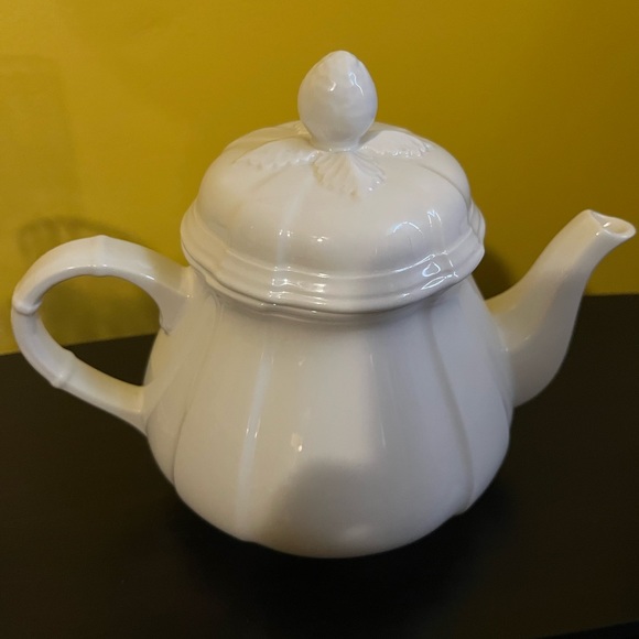 Villeroy & Boch 1748 Chambord teapot Fine China Germany - Picture 12 of 14